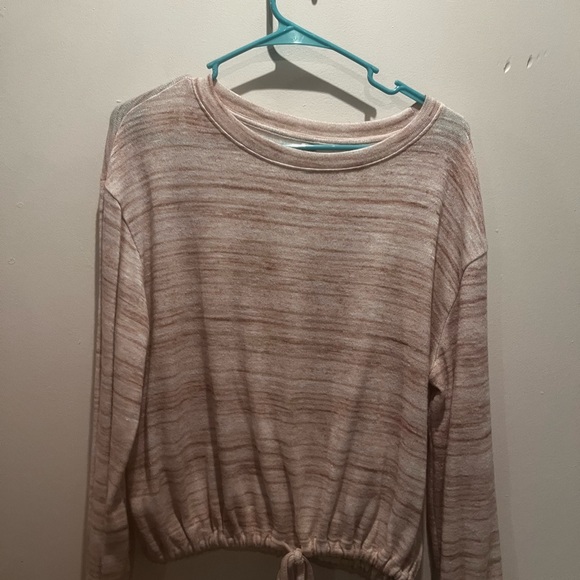 Sweaters - Picture 2 of 6